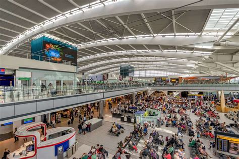shops in heathrow terminal 4